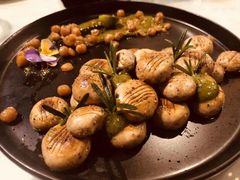 羞羞的蘑菇拳-烛影拾光观景餐厅·创意菜·摄影·小提琴(大唐不夜城店)