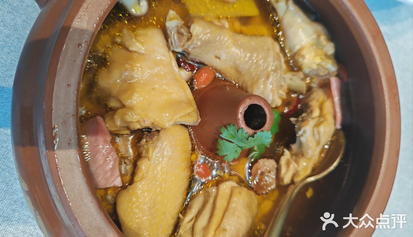 老上海风情的餐厅