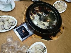 -濠轩阁特色生蚝火锅(水湾路店)