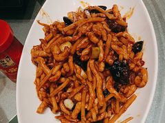 -辛香味烧鱼馆·非遗技艺·排骨红烧肉(光谷医药园店)