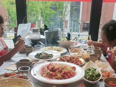 -肥肥虾庄·金牌油焖大虾(杨园滨江时代walk店)