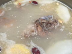 -三人行骨头王火锅(长寿店)