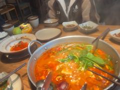 -鸿通城购物中心