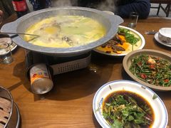 -钵家大院·地道湖北菜(江夏·大花岭店)