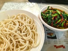 -汗腾格里·风味餐厅(新疆驻京办店)