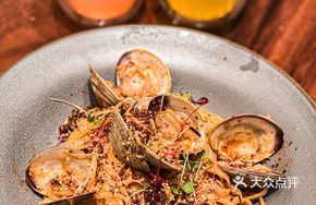 Clam Curry Cream Flat Noodles