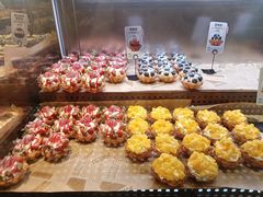 -鲍师傅糕点(西站店)