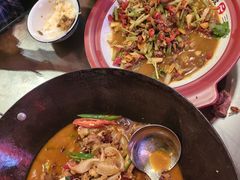 -富正毅三下锅·湘西韵味(天门山索道店)