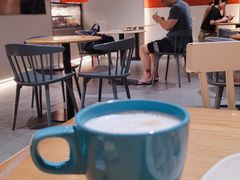 大堂-HELLO 27 意面·沙拉·帕尼尼