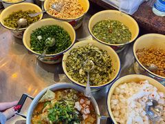 -丽丽三鲜螺蛳粉(田林路店)