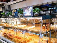 面包甜点陈列柜-皇后西斯汀饼店(文化路店)