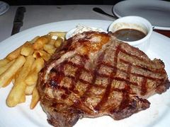 rib eye跟薯條+沙律-太平山餐厅(山顶道店)