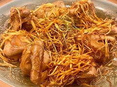 焦糖焗乳鸽-六婶西关小厨(光塔路店)