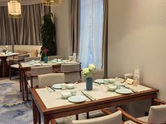 -满江红四季餐厅 · 国家五钻级酒家(新纪元大酒店店)