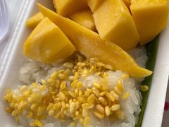 -芒果糯米饭摊子