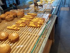 -爱达乐面包生日蛋糕(旭海时代广场店)