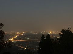 -鬼笑石后山停车场