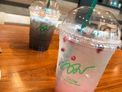 -Chom Cafe and Restaurant