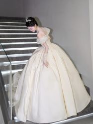 -南京宝娜嫁衣婚纱礼服馆(中央路店)