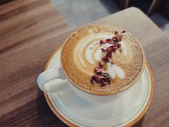 玫瑰海盐拿铁-屋裡·Union Bakery(龙江路店)