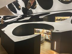 -涨巢·潮玩水疗局