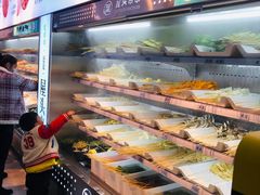 自助取餐区-屋头串串(龙潭寺店)