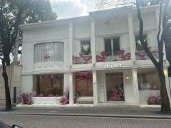 -SALON DE VANHADA