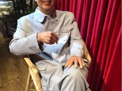 iphone_upload_pic-厦门帷幕开啦红地毯蜡像艺术馆