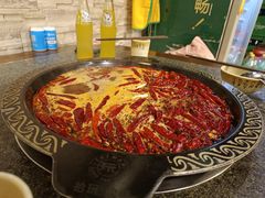 -八一路好吃街(雨田商务大厦店)