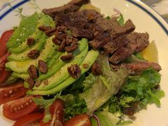 烤牛肉彩虹时蔬沙拉-at cafe 意大利餐厅(集美店)