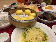 -侬佳蒸菜馆(听潮店)