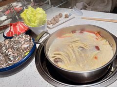 -三人行骨头王火锅(长寿店)