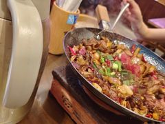 -富正毅三下锅·湘西韵味(天门山索道店)