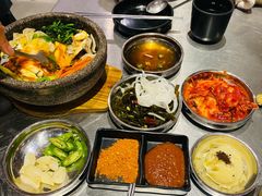 -哈哈碳都·牛肋条无限自助烤肉(台江万达店)