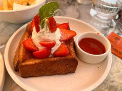 草莓奶油吐司-Grande A'moo(上海万象城店)