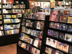 -诚品(信义店)