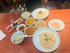 -裕兴记•蟹黄面馆(人民广场店)