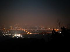 -鬼笑石后山停车场