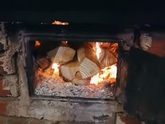 -鱼窝棚柴火铁锅炖(富山屯店)