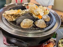 -围炉肉舍•炭烤活鳗•丹东海鲜烤肉(步行街店)