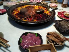 秘制甩甩牛肉-渝嘴小老弟老火锅(华新村店)