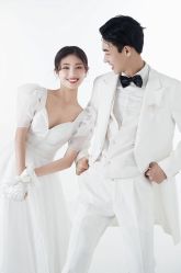 -雪中彩影婚纱摄影·微光艺术中心