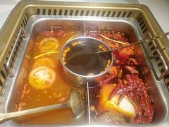 潮货鸳鸯锅-雾都渣渣火锅(南城智汇城店)