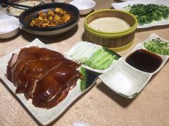 精品烤鸭-京食源烧鸽子