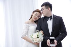 -拾尚映画·STUDIO婚纱摄影(中关村店)