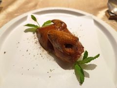 陈皮脆皮乳鸽-北京泰富酒店-柏景轩中餐厅