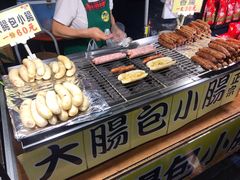-六合夜市