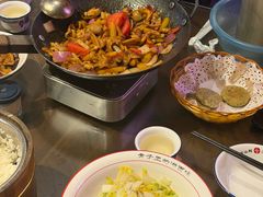 -富正毅三下锅·湘西韵味(天门山索道店)