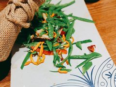 -云海肴·汽锅鸡·云南菜(天山百盛优客店)