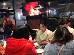 -何师烧烤·香辣蟹·川菜·30年老品牌(太古里旗舰店)
